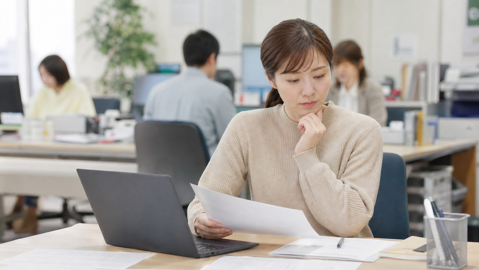 日本年金機構のバイトがきついか応募前に確認する事務職のイメージ